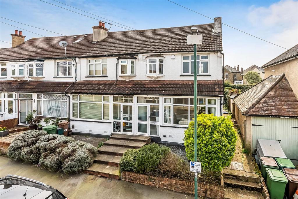 51-Wallace-Crescent-27.jpg