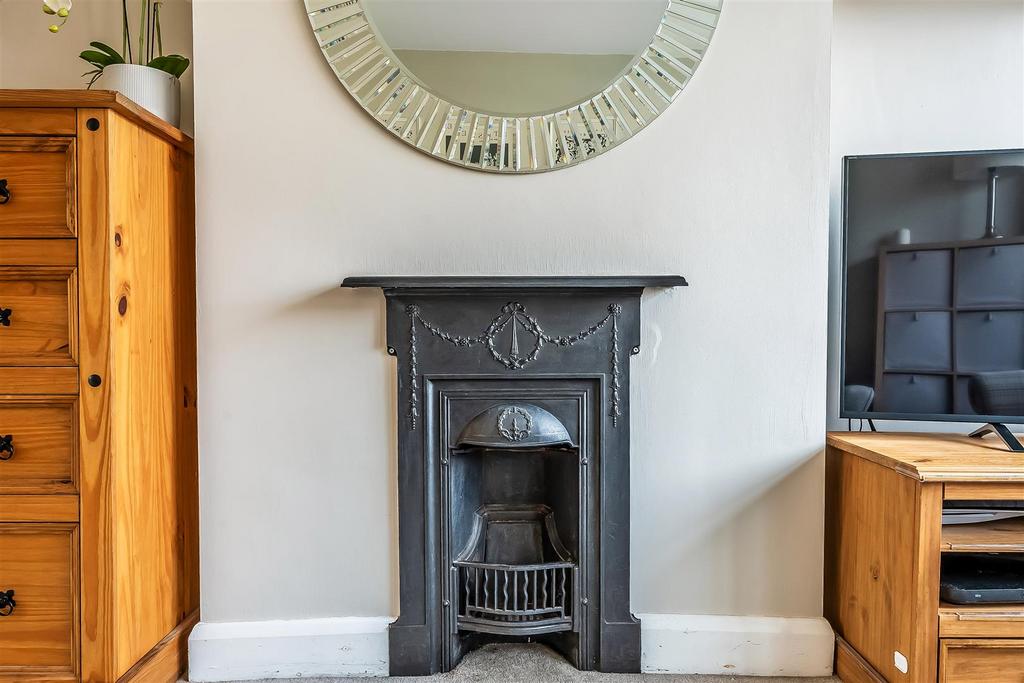 51-Wallace-Crescent-15.jpg