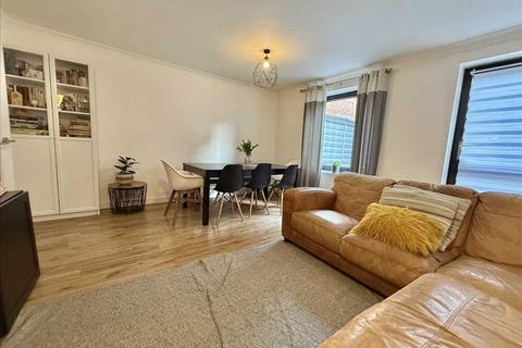 2 bedroom maisonette for sale, New Chapel Square, Feltham