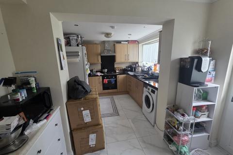 undefined, Pinner HA5