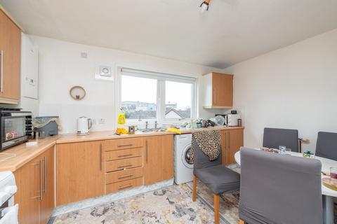 2 bedroom flat for sale, Southhouse Crescent, Edinburgh EH17