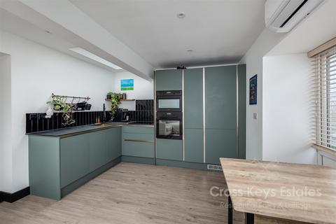 2 bedroom apartment for sale, Healy Place, Plymouth PL2