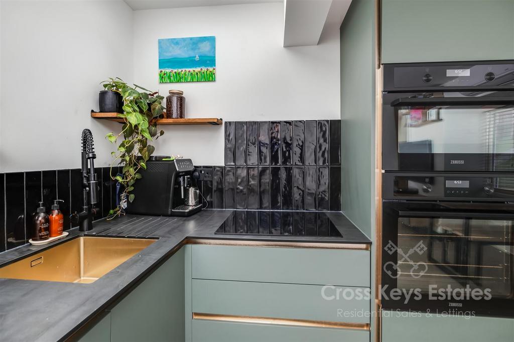 Sitting Room/Kitchen