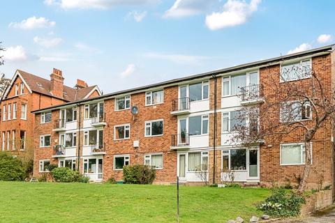 2 bedroom flat for sale, Mowbray Road, Crystal Palace, London, SE19