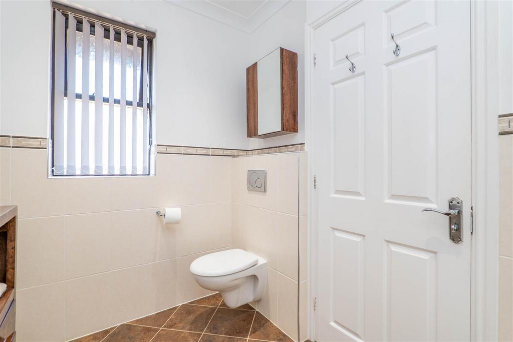 Master Bedroom Ensuite