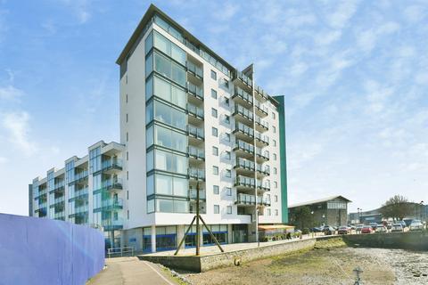 2 bedroom apartment for sale, Marrowbone Slip, Plymouth