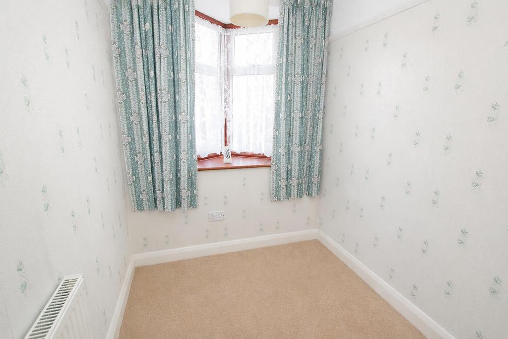 Bed 3.JPG