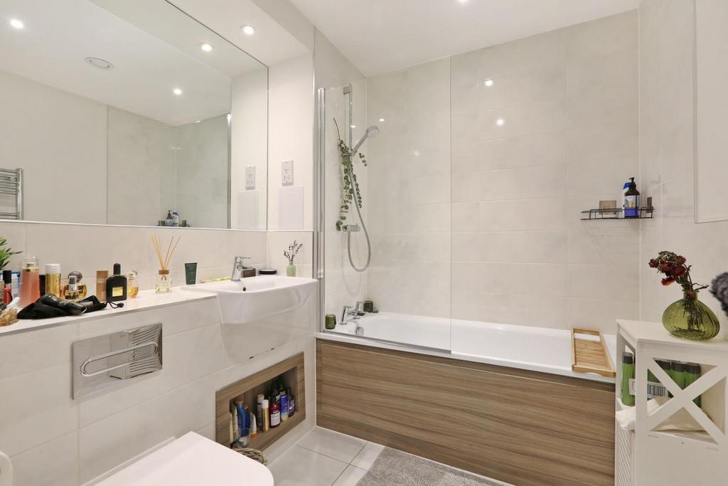 Bathroom.jpeg