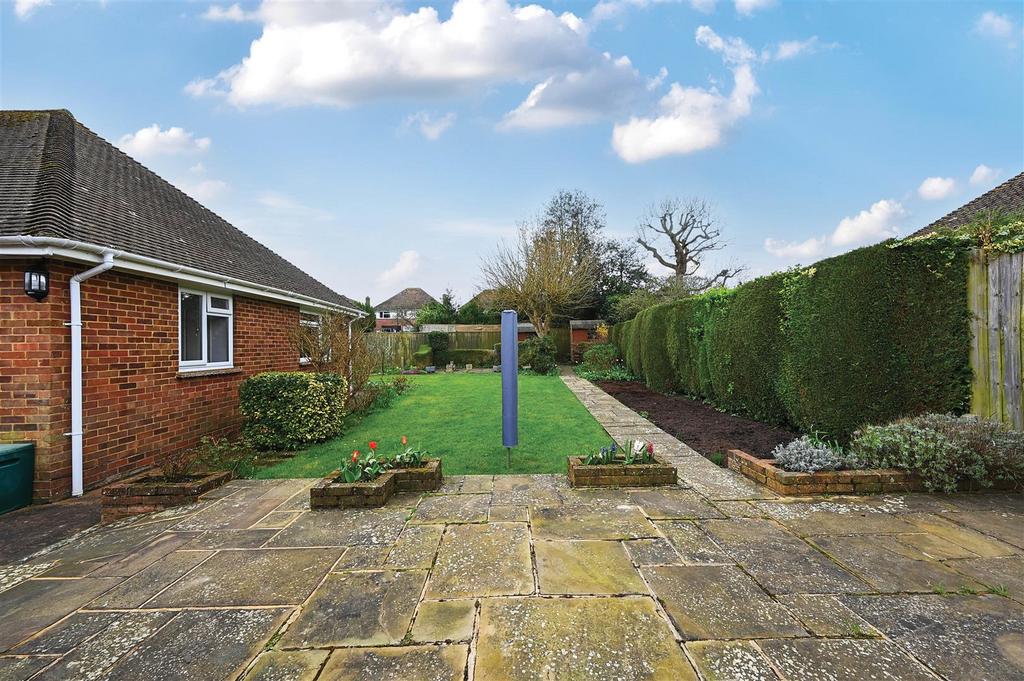 6 Homelands Close-tn394dj (22).jpg