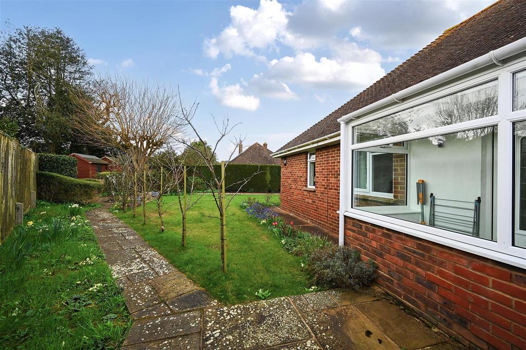 6 Homelands Close-tn394dj (27).jpg