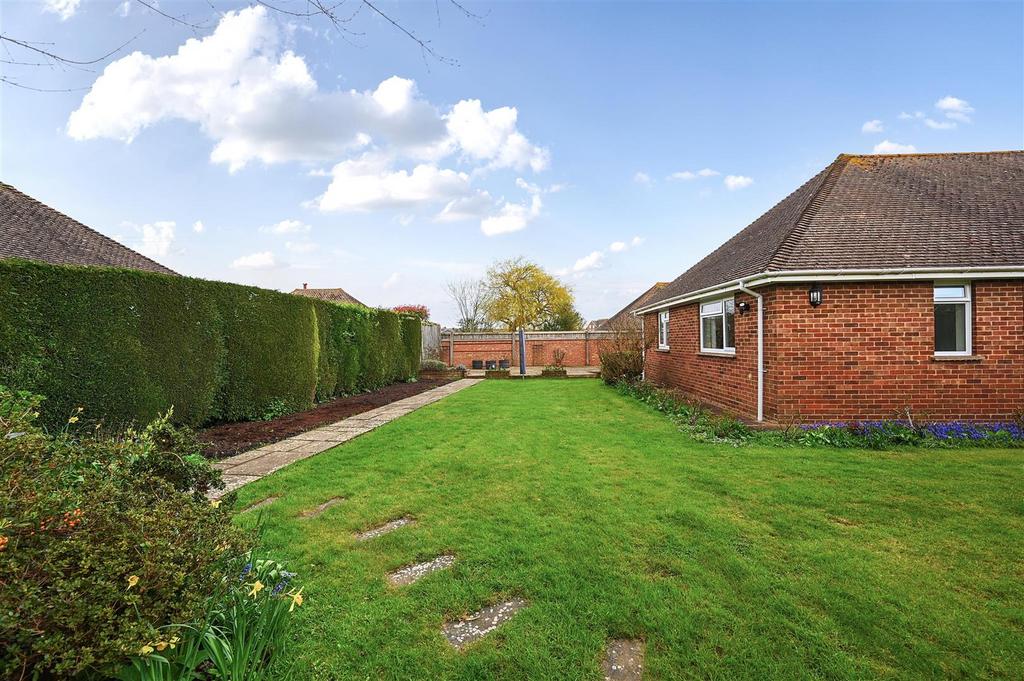 6 Homelands Close-tn394dj (32).jpg