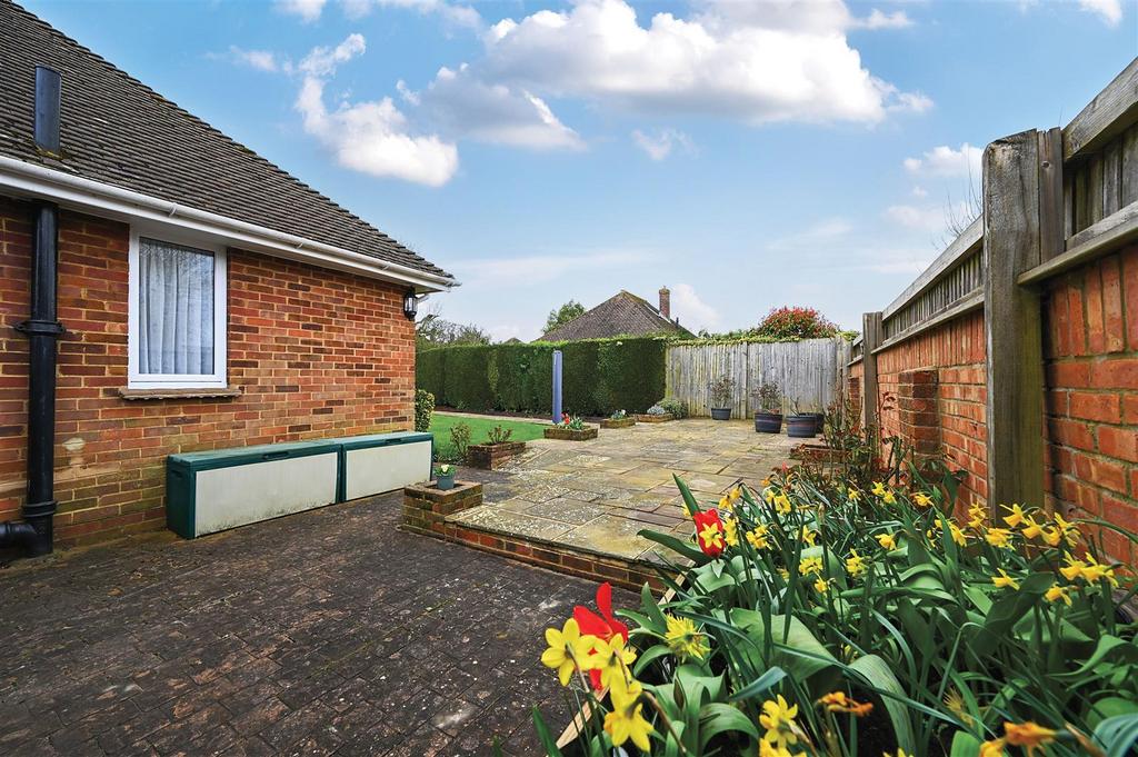 6 Homelands Close-tn394dj (20).jpg