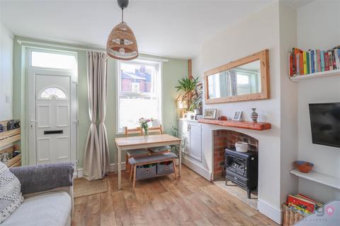 2 bedroom terraced house for sale, Warley Road, Sheffield, S2