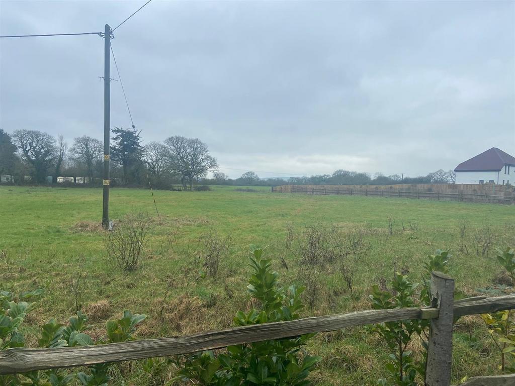 Alternate view of field from road.jpg