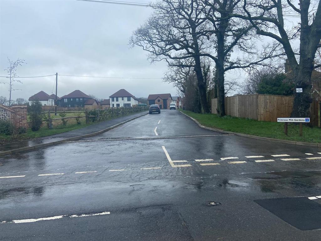 Photo of road.jpg