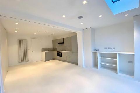 1 bedroom apartment to rent, Risborough Street,, London, SE1