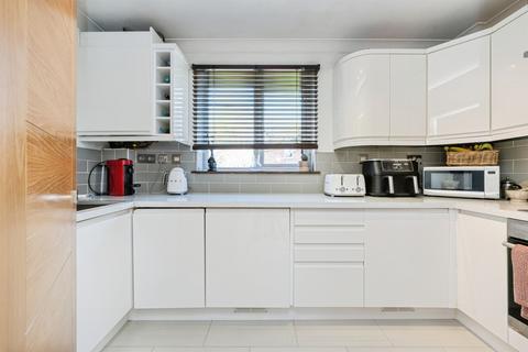 undefined, Millers Rise, St. Albans