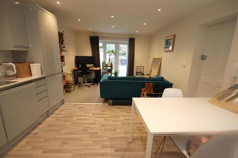 undefined, Milton Road, Cambridge CB4