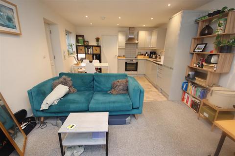 undefined, Milton Road, Cambridge CB4