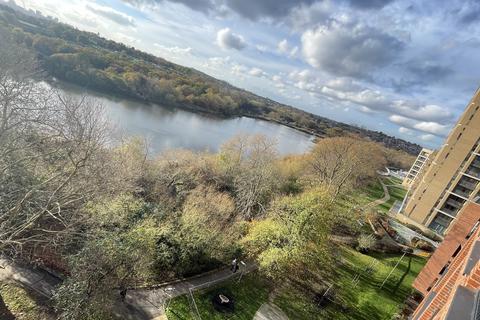 2 bedroom flat for sale, Shearwater Drive, London NW9