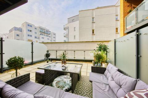 1 bedroom flat for sale, Knightley Walk, Wandsworth, SW18