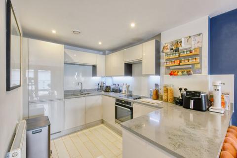 1 bedroom flat for sale, Knightley Walk, Wandsworth, SW18