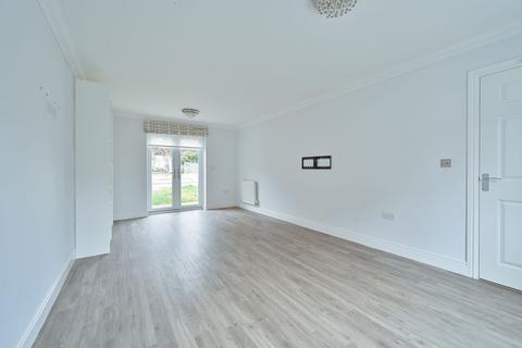 Wright Close, Bushey, WD23