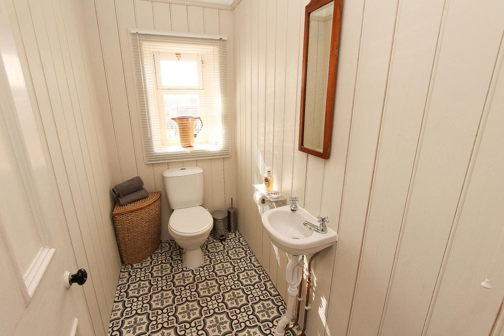 1st Floor Landing
