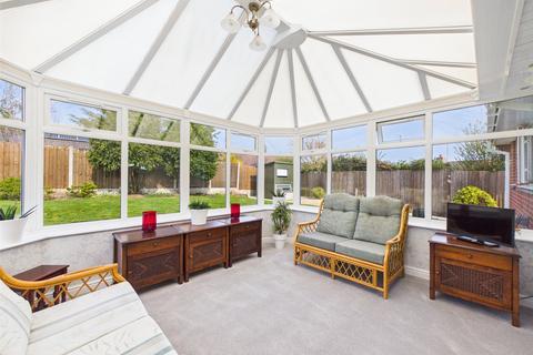3 bedroom bungalow for sale, Hetherington Rise, Worcester, Worcestershire, WR4