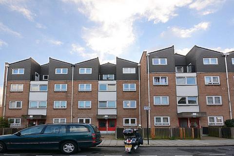 undefined, Chatham Street, Elephant and Castle, London, SE17