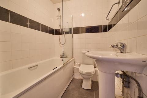 1 bedroom apartment to rent, The Birches, The Barracks, Barwell
