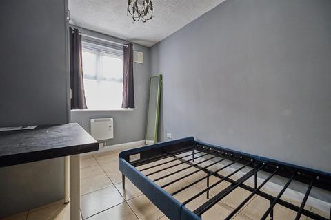 1 bedroom apartment to rent, The Birches, The Barracks, Barwell