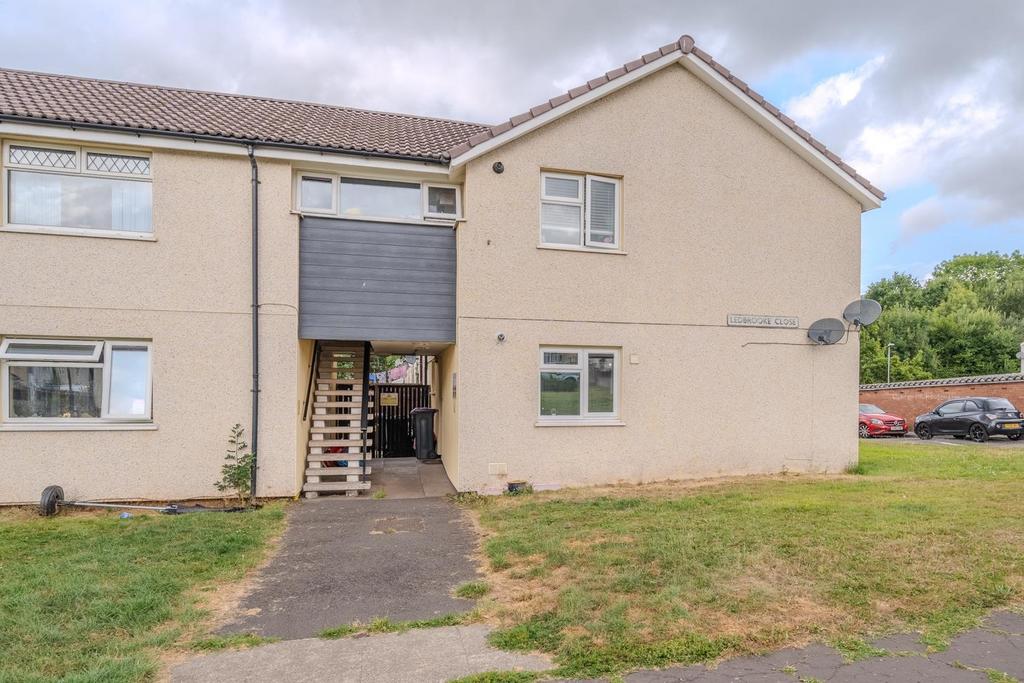 51 Ledbrooke Close-15.jpg