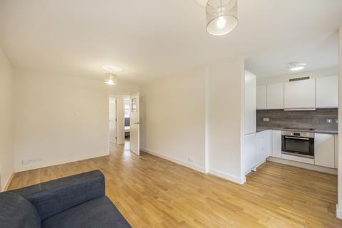 2 bedroom ground floor flat to rent, 64 Ash Walk Sudbury Avenue