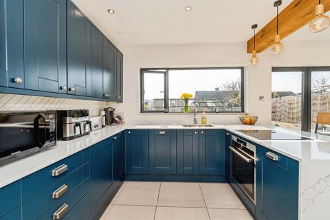 3 bedroom detached house for sale, Kathleen Road, Southampton