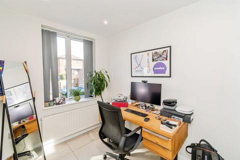 3 bedroom detached house for sale, Kathleen Road, Southampton