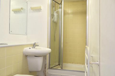 Studio to rent, The Round House, Portsmouth, PO1