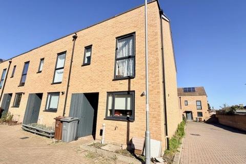 undefined, Royal Anglian Way, Dagenham, RM8
