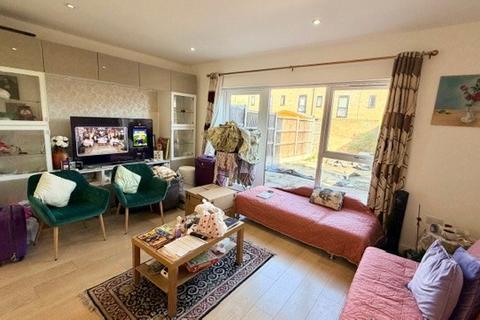 undefined, Royal Anglian Way, Dagenham, RM8