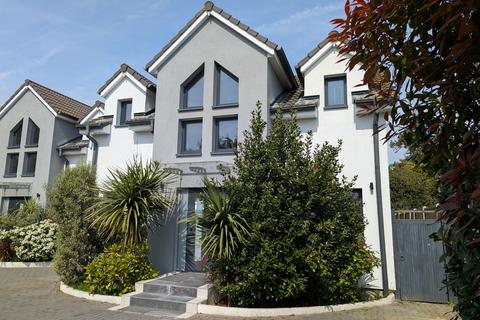 4 bedroom house to rent, Ivydale Road, Bognor Regis, PO21