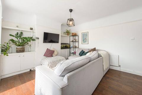 1 bedroom flat for sale, Wells Drive, Kingsbury, London, NW9