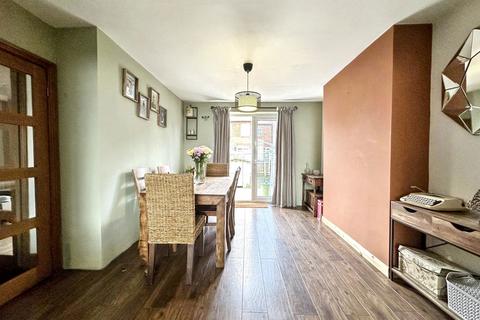 3 bedroom semi-detached house for sale, The Broadway, Sunderland, Tyne and Wear, SR4 8LS