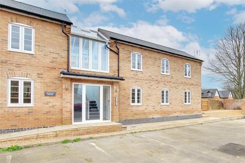 1 bedroom apartment to rent, Manchester Place, High Street, Huntingdon