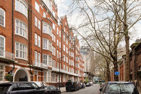 undefined, Bedford Avenue, London WC1B