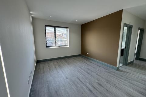 undefined, Mitcham CR4