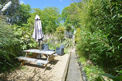 undefined, SHORT WALK TO BEACH * SHANKLIN