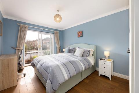 2 bedroom flat for sale, Listergate, 317 Upper Richmond Road, London
