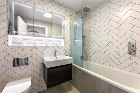2 bedroom flat for sale, Listergate, 317 Upper Richmond Road, London