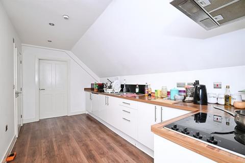 2 bedroom flat for sale, Romney Place, Maidstone