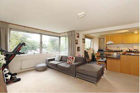 2 bedroom flat to rent, Marlin House, 22 St John`s Avenue, Putney, London